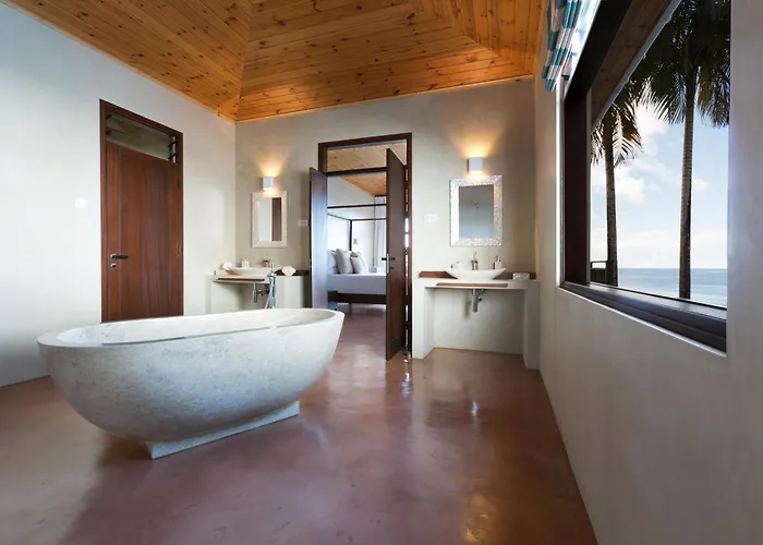 Palm Royal Villa *